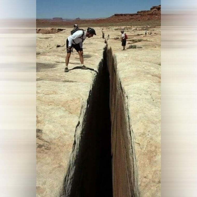 A 65-Foot-Deep Crack in a Utah Park